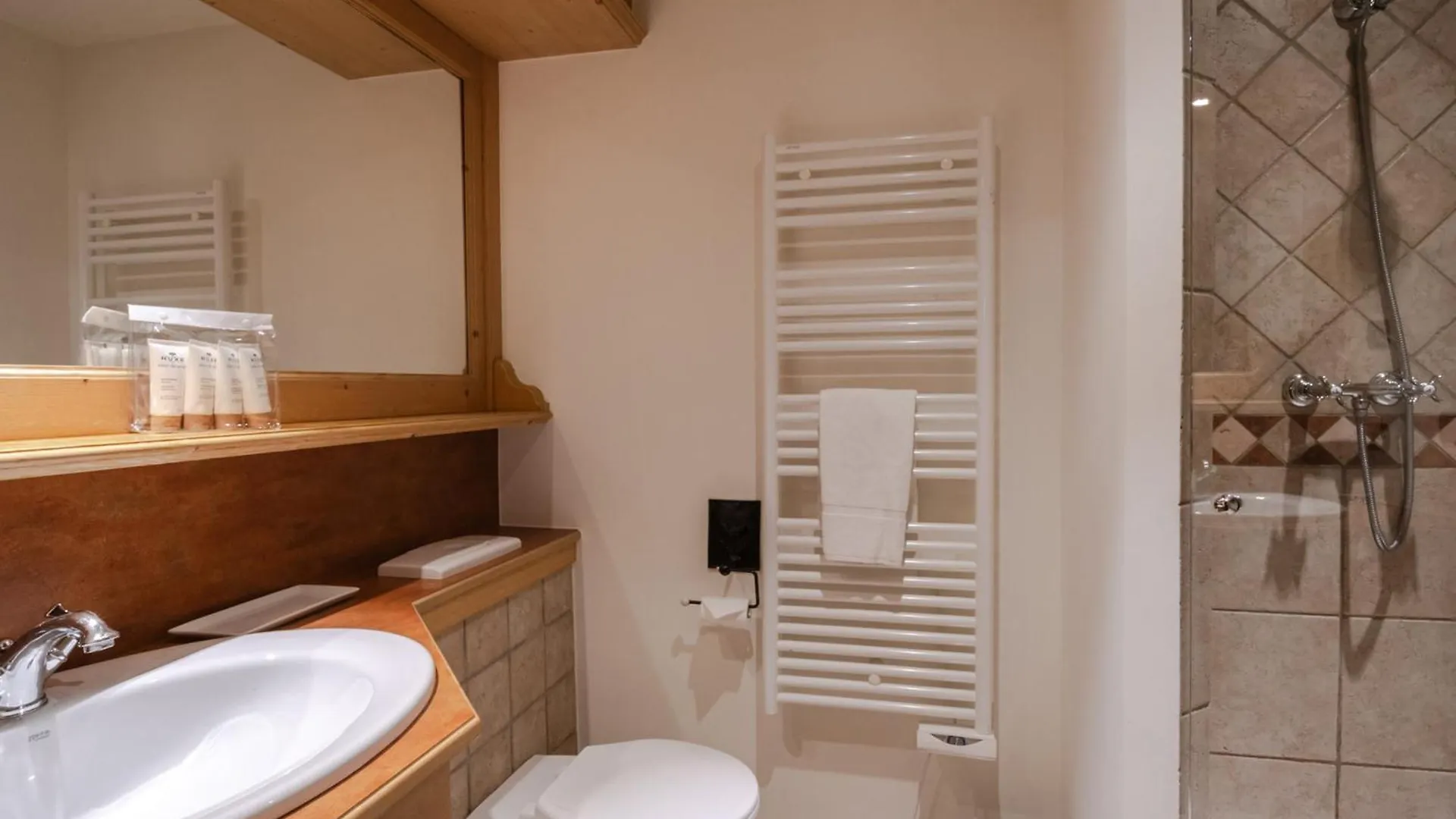 Superbe Duplex De 144M² 10 Pers. - Proche Pistes & Centre, Terrasse, Parking, Wifi - Fr-1-343-223 Apartamento Chamonix 0*,  França